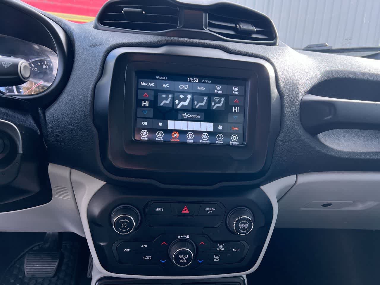 Used 2020 Jeep Renegade Latitude w/ Cold Weather Group AWD/4WD image 19