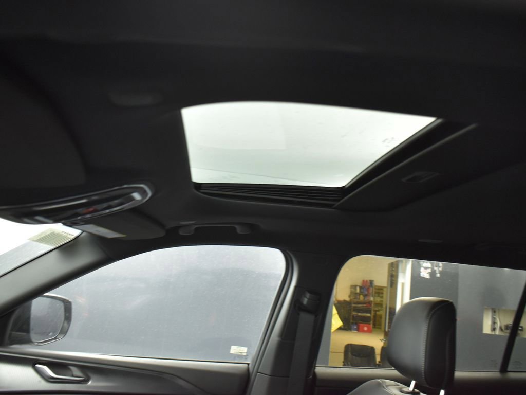 Used 2025 Jeep Grand Cherokee L Altitude image 38