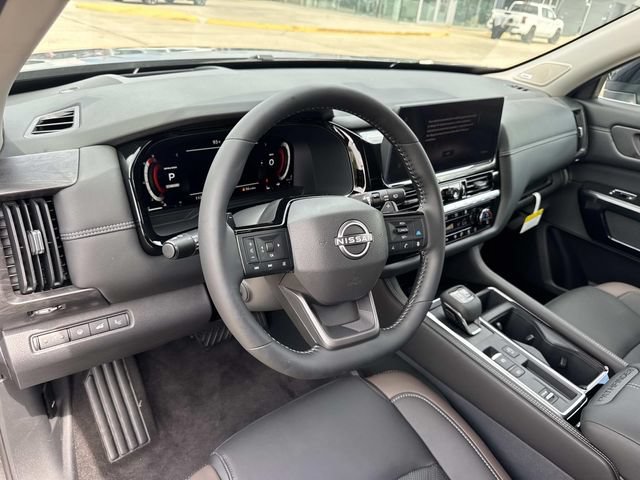 New 2026 Nissan Pathfinder Platinum FWD image 21