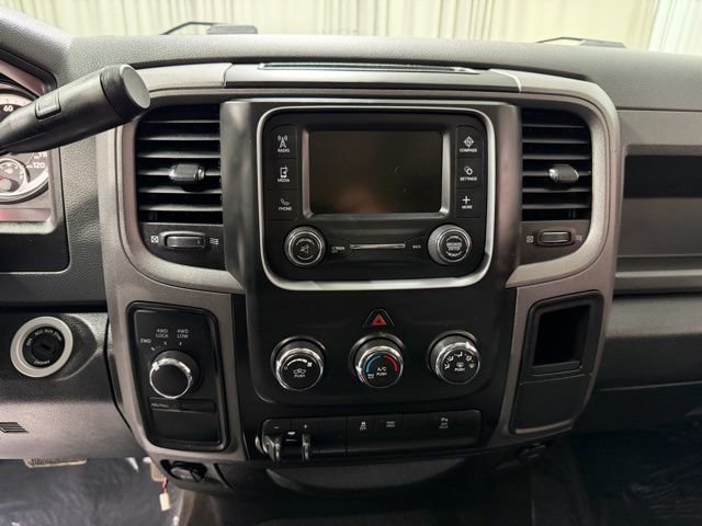 Used 2017 RAM 2500 Tradesman w/ Chrome Appearance Group AWD/4WD image 12