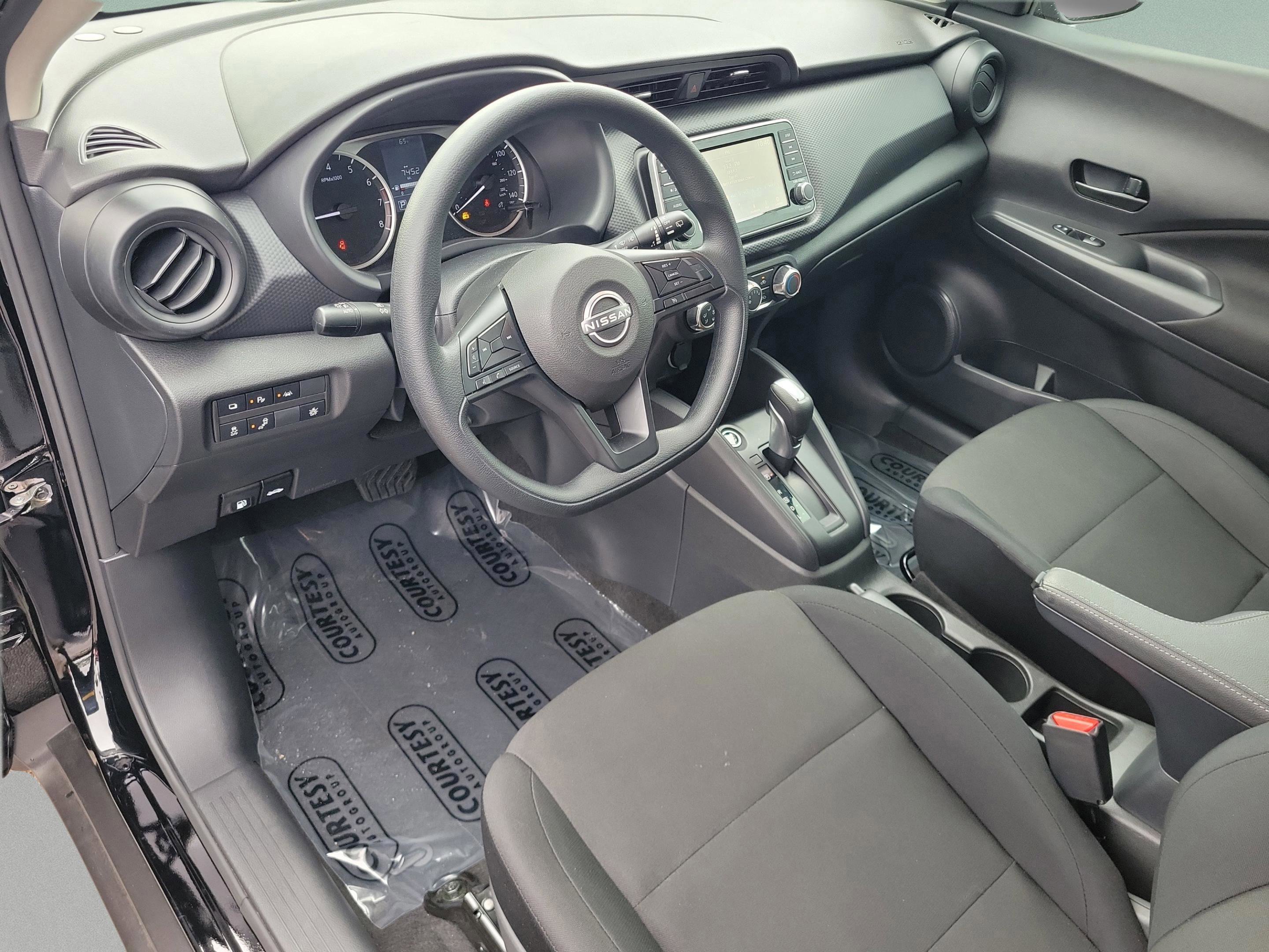 Used 2025 Nissan Kicks Play S image 26