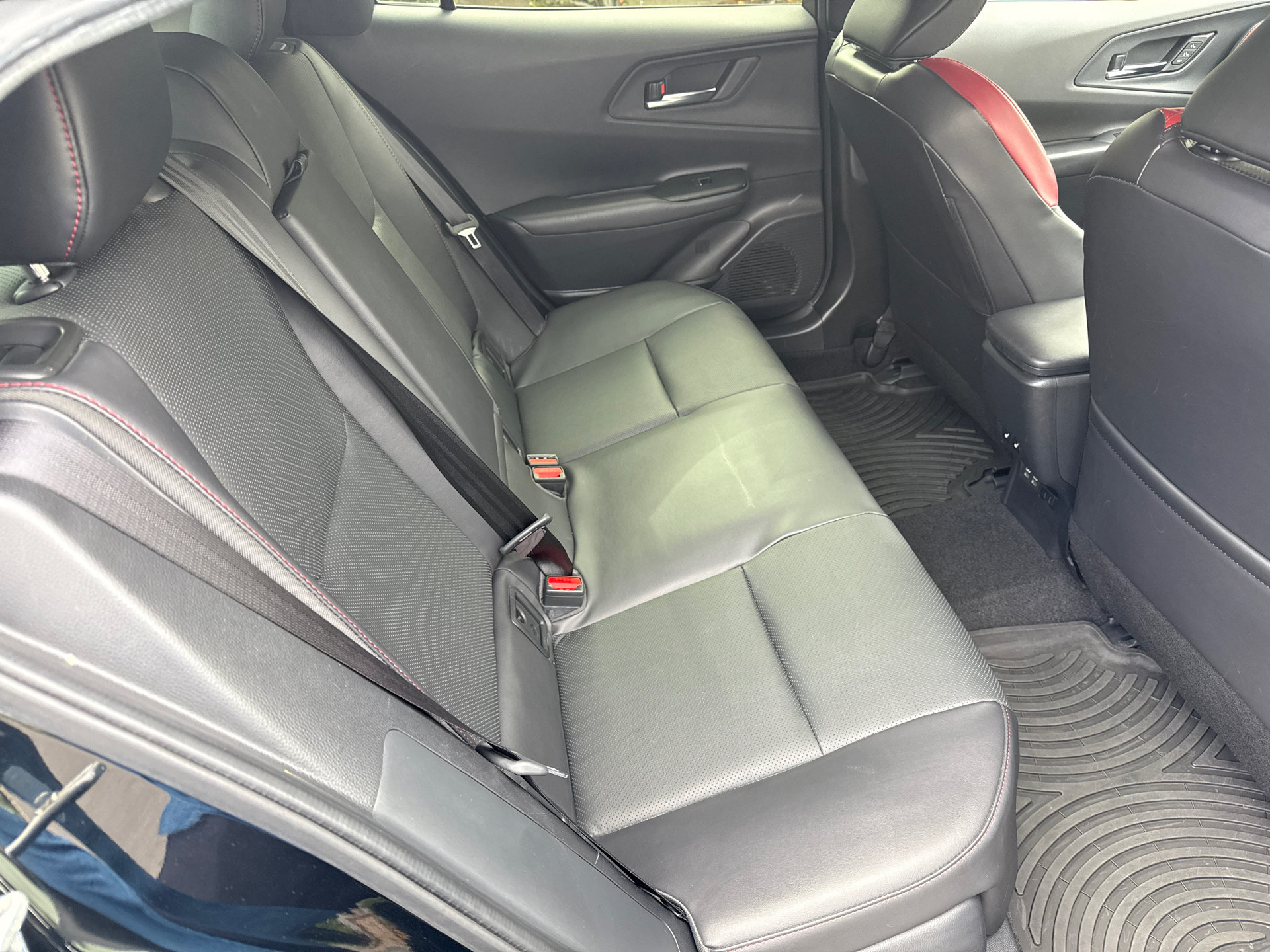 Certified 2024 Toyota Prius Prime Premium w/ Advanced Technology Package FWD image 17