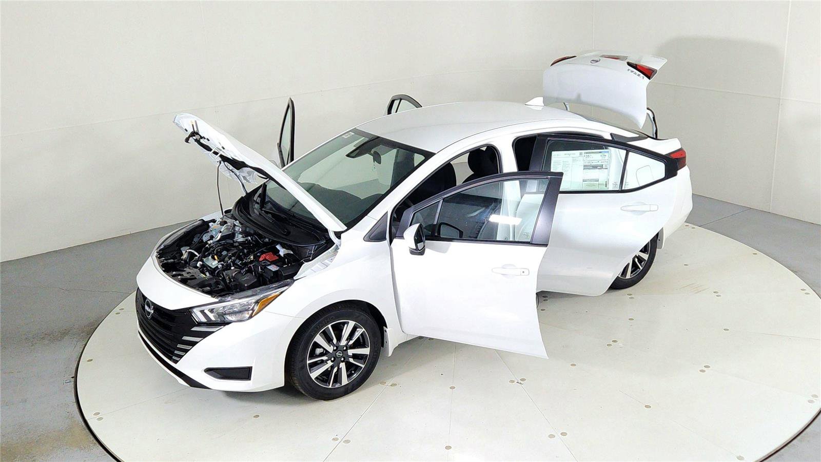 New 2025 Nissan Versa SV w/ Trunk Package image 43