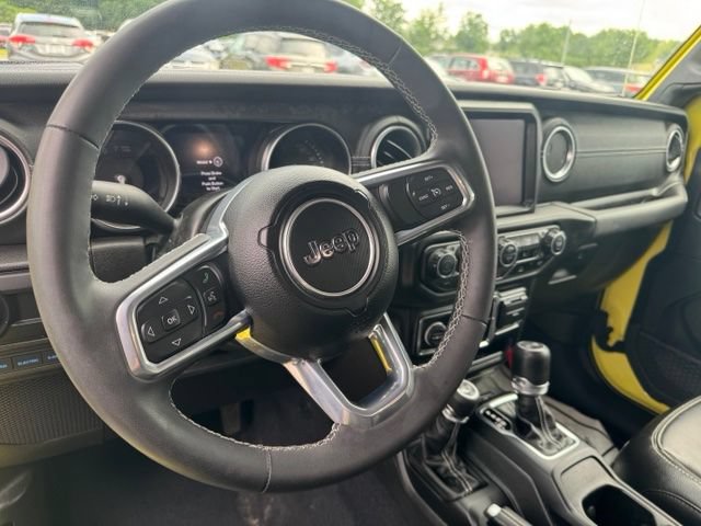 Used 2023 Jeep Wrangler Unlimited Sahara w/ Cold Weather Group AWD/4WD image 15