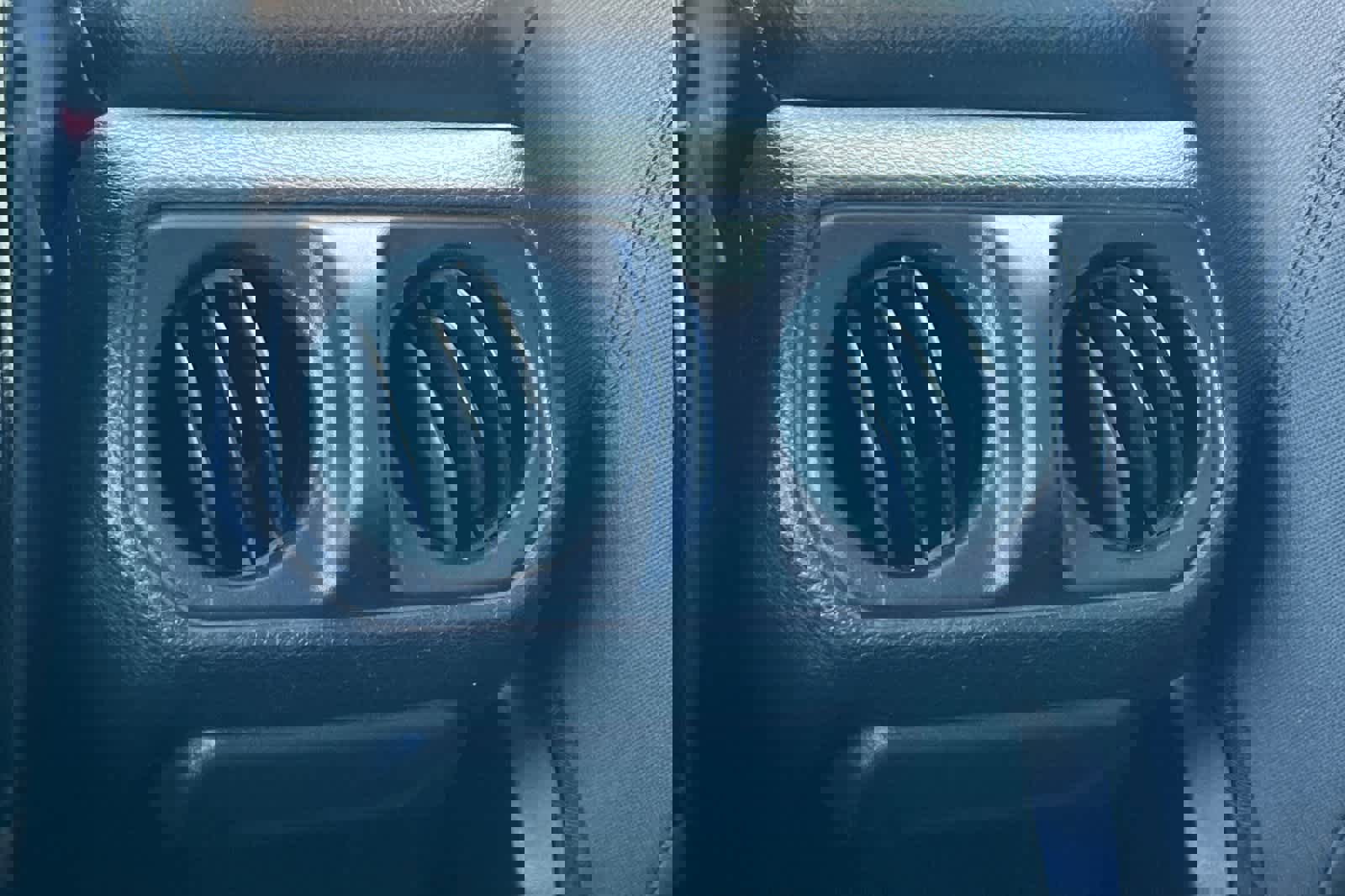 Used 2018 Jeep Wrangler Unlimited Sport image 15