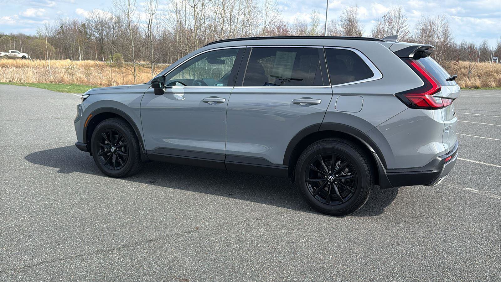 Used 2025 Honda CR-V Sport-L image 11