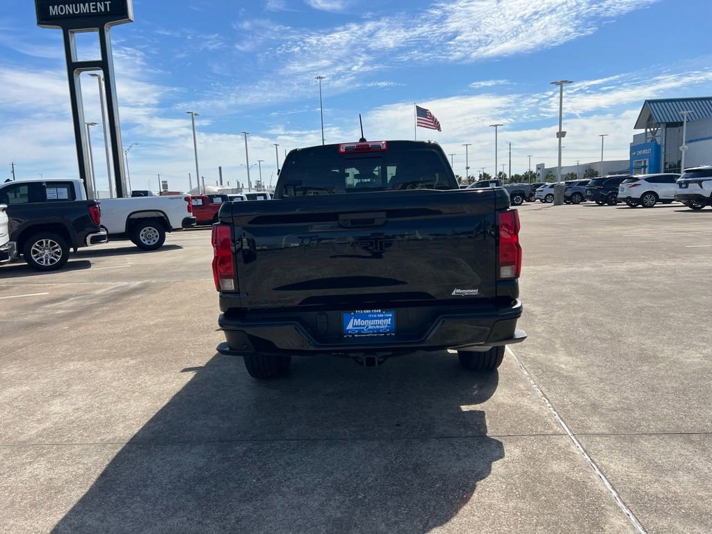 Used 2025 Chevrolet Colorado W/T w/ WT Custom Package image 11