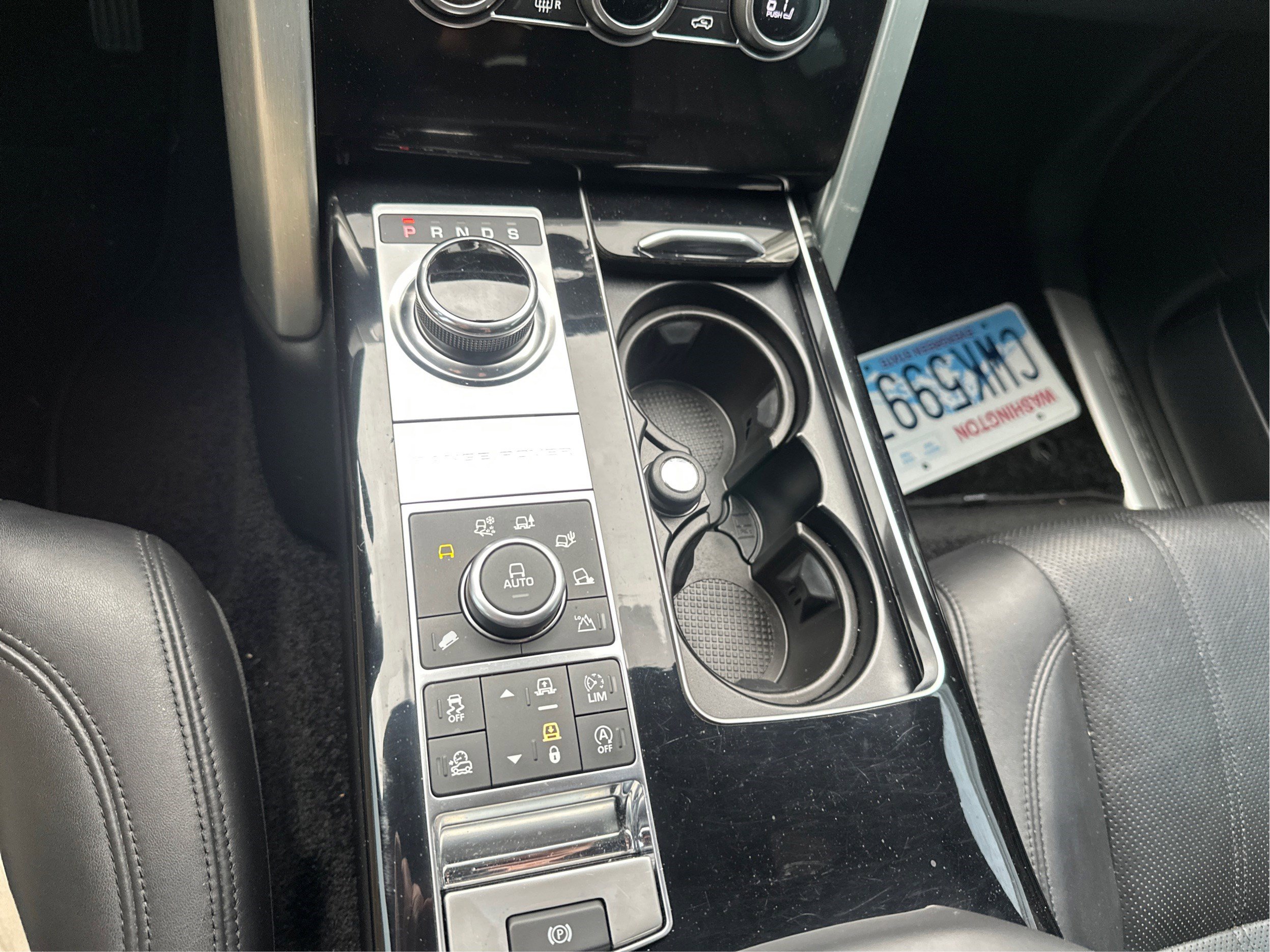 Used 2017 Land Rover Range Rover HSE AWD/4WD image 15
