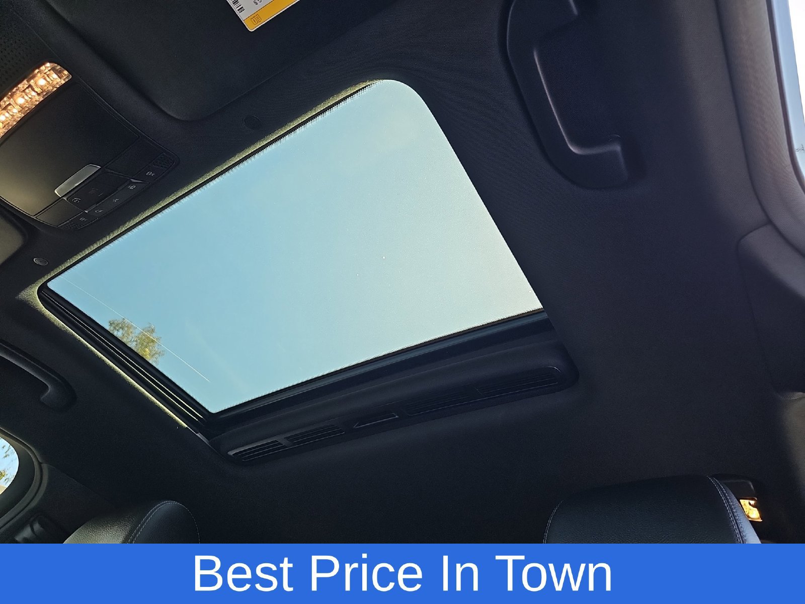 Used 2020 Mercedes-Benz GLC 300 4MATIC Coupe w/ Parking Assistance Package image 31