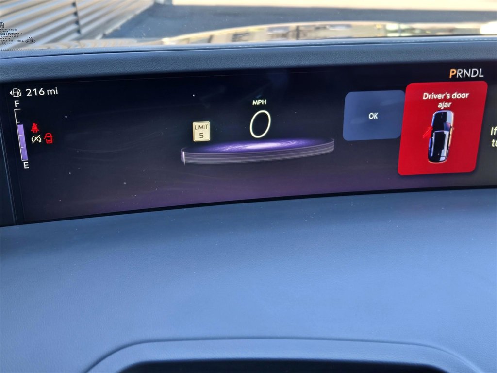 Used 2024 Lincoln Nautilus Reserve image 24