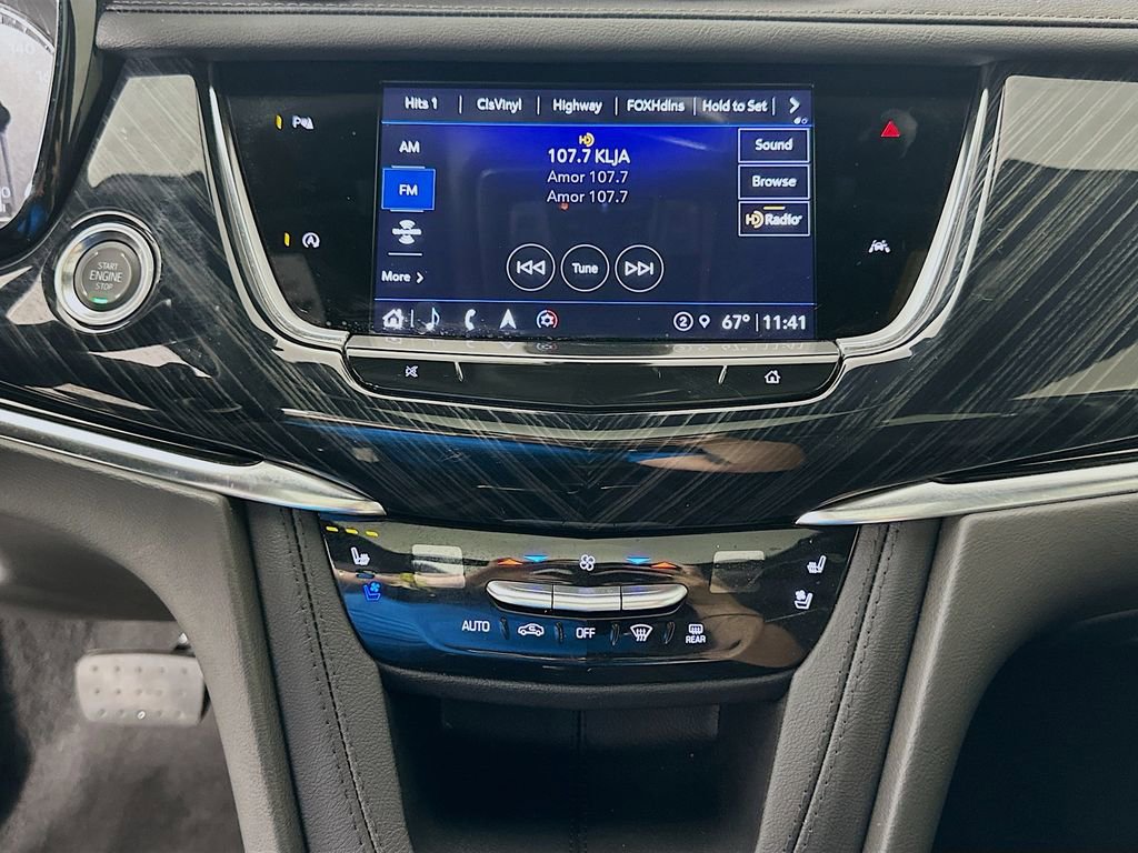 Used 2025 Cadillac XT6 Premium Luxury w/ LPO, Floor Liner Package image 15