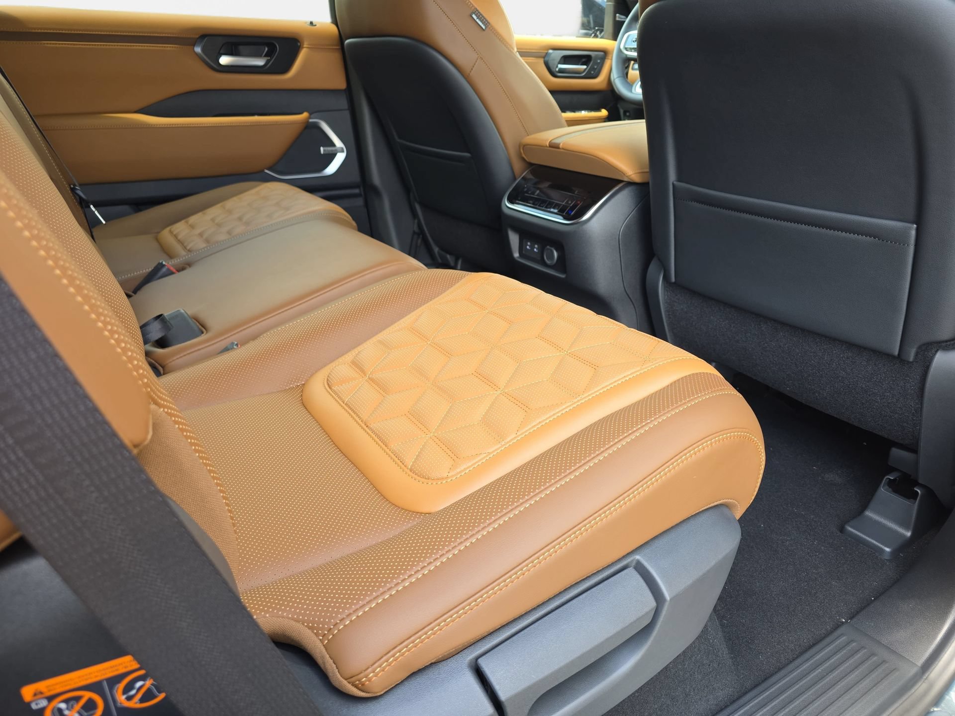 New 2026 Nissan Armada Platinum Reserve AWD/4WD image 11