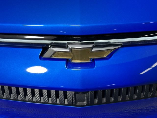 Used 2025 Chevrolet Equinox EV LT w/ Convenience Package image 9