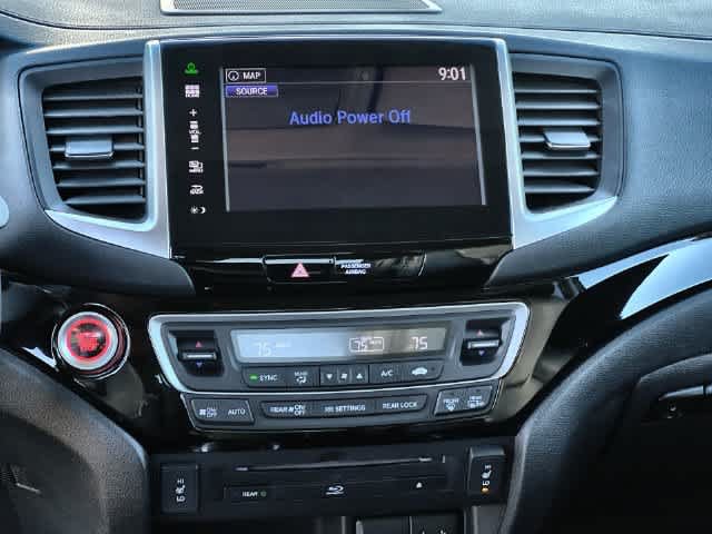 Used 2016 Honda Pilot Touring image 18