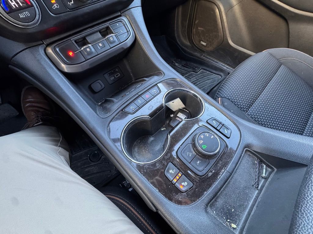 Used 2022 GMC Acadia AT4 w/ Trailering Package image 13