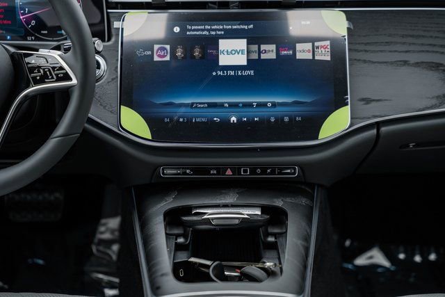 New 2026 Mercedes-Benz E 350 4MATIC Sedan image 21