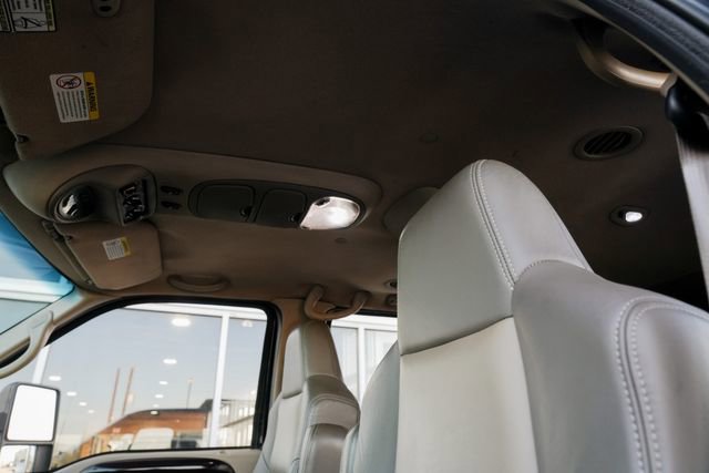 Used 2002 Ford Excursion Limited AWD/4WD image 24