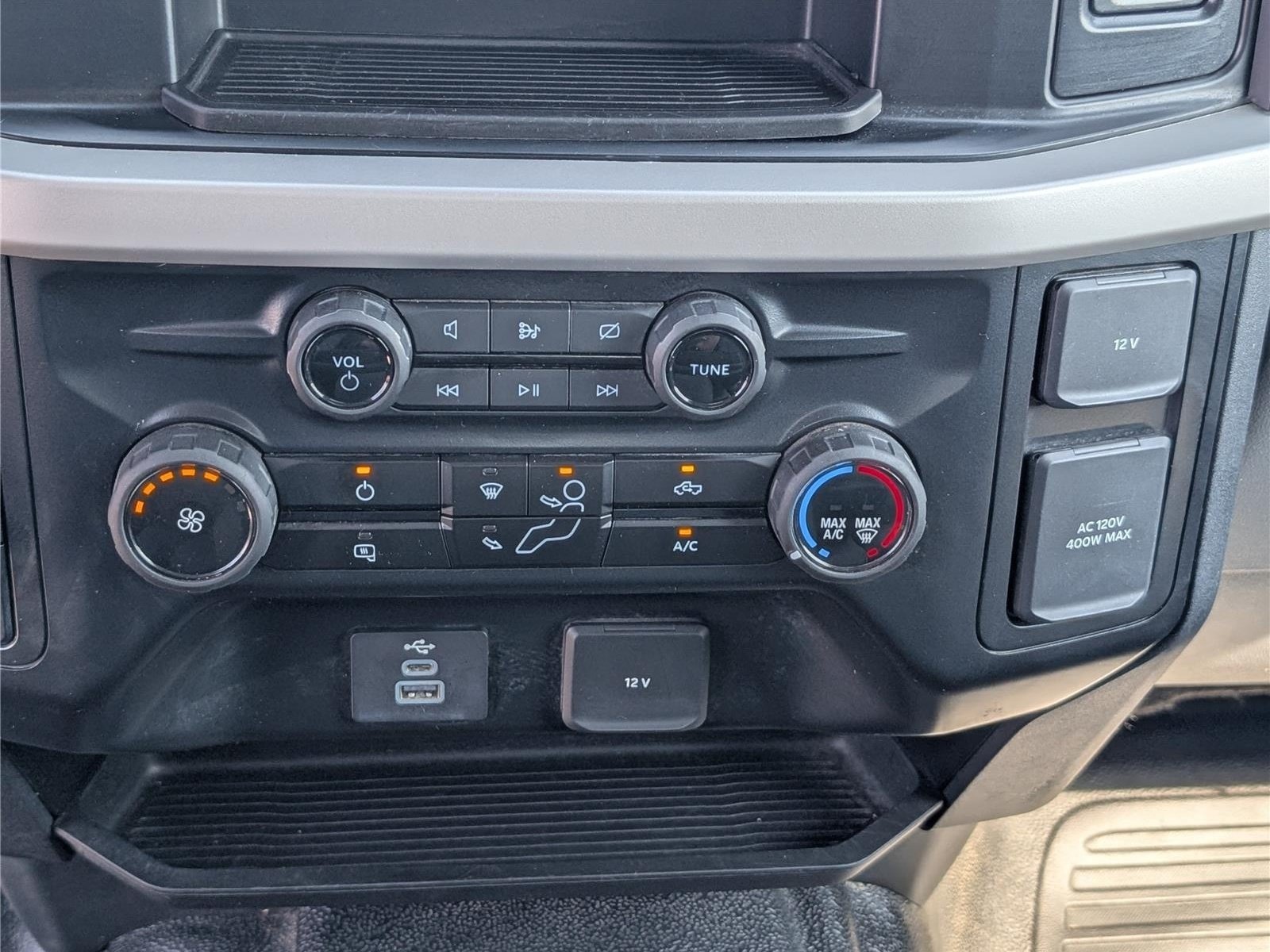 Used 2024 Ford F250 XLT AWD/4WD image 26