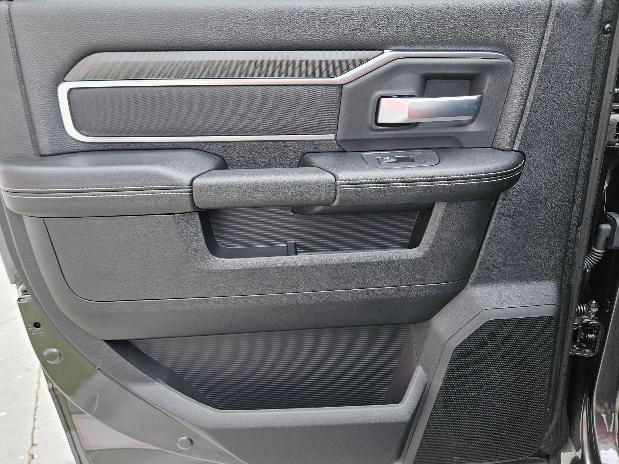 New 2026 RAM 2500 Big Horn AWD/4WD image 21