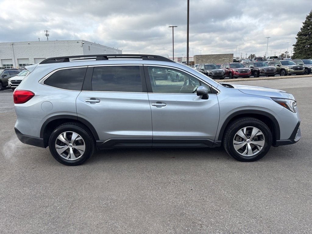Certified 2023 Subaru Ascent Premium image 2