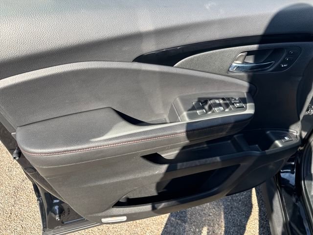 Certified 2024 Honda Ridgeline Black Edition image 6