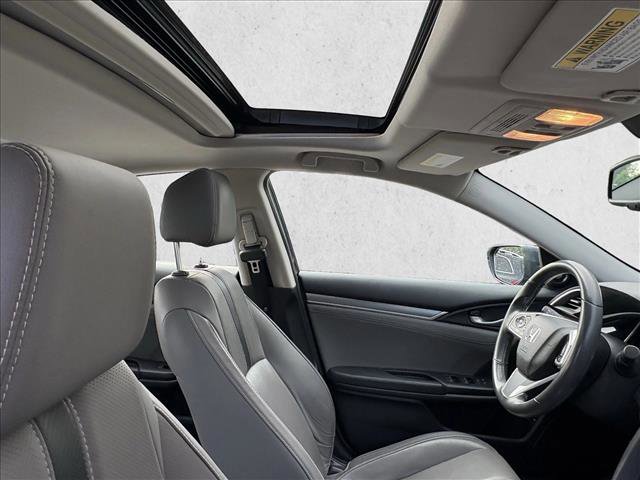 Used 2016 Honda Civic Touring image 21