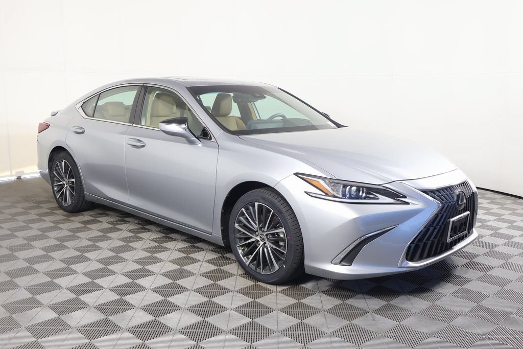 Used 2023 Lexus ES 300h w/ Premium Package FWD image 2