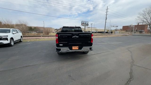 Used 2025 Chevrolet Silverado 1500 LTZ image 7