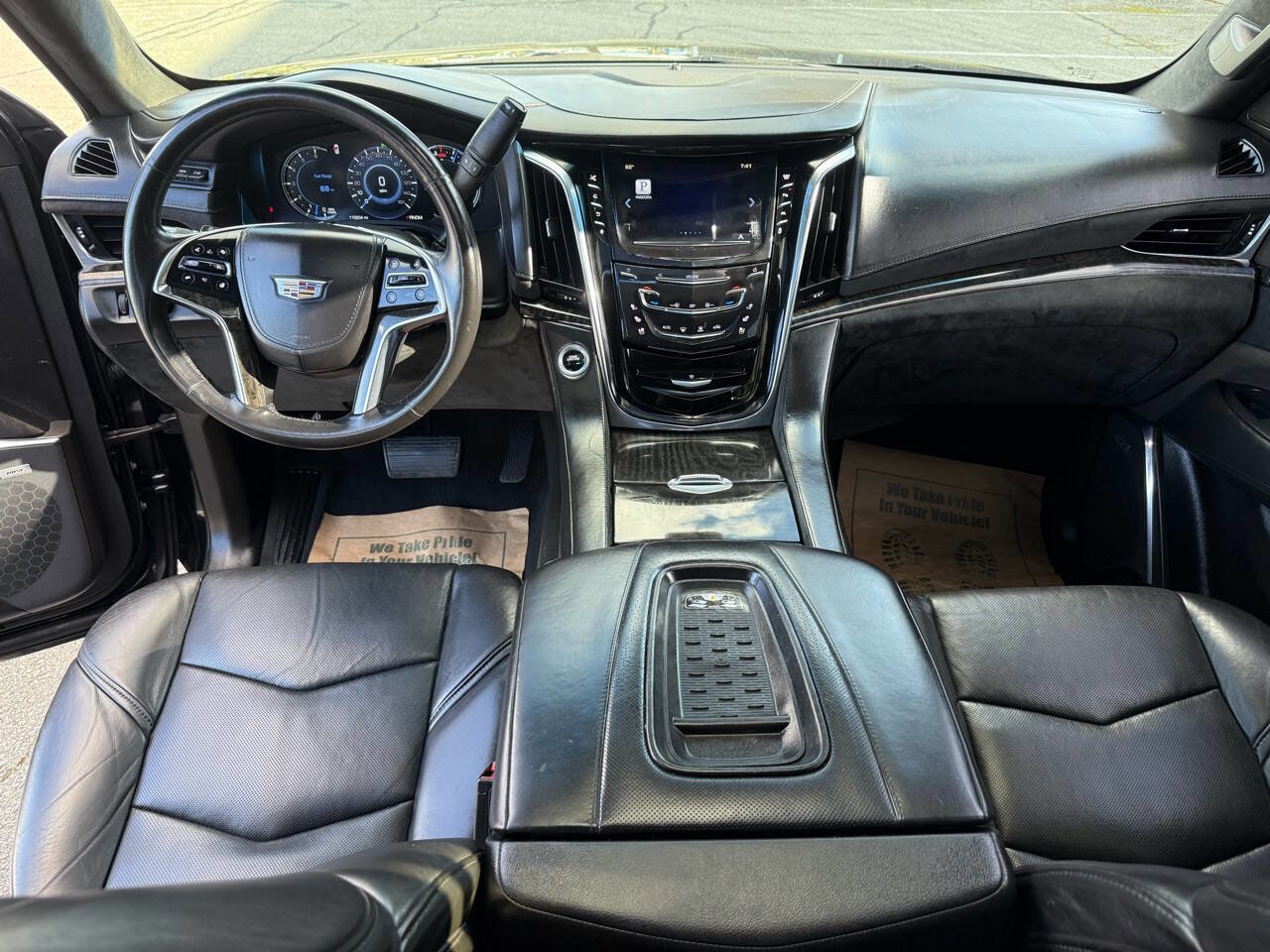 Used 2016 Cadillac Escalade Platinum AWD/4WD image 8