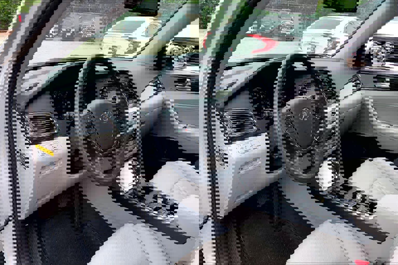 Used 2017 Hyundai Sonata Limited w/ Ultimate Package 04 FWD image 18