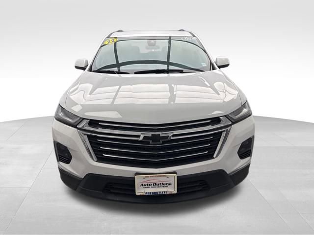 Used 2022 Chevrolet Traverse LT image 2