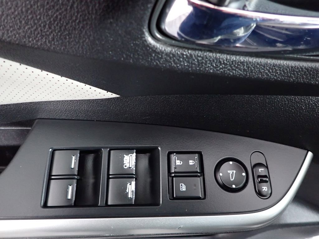 Used 2015 Honda CR-V EX-L image 21