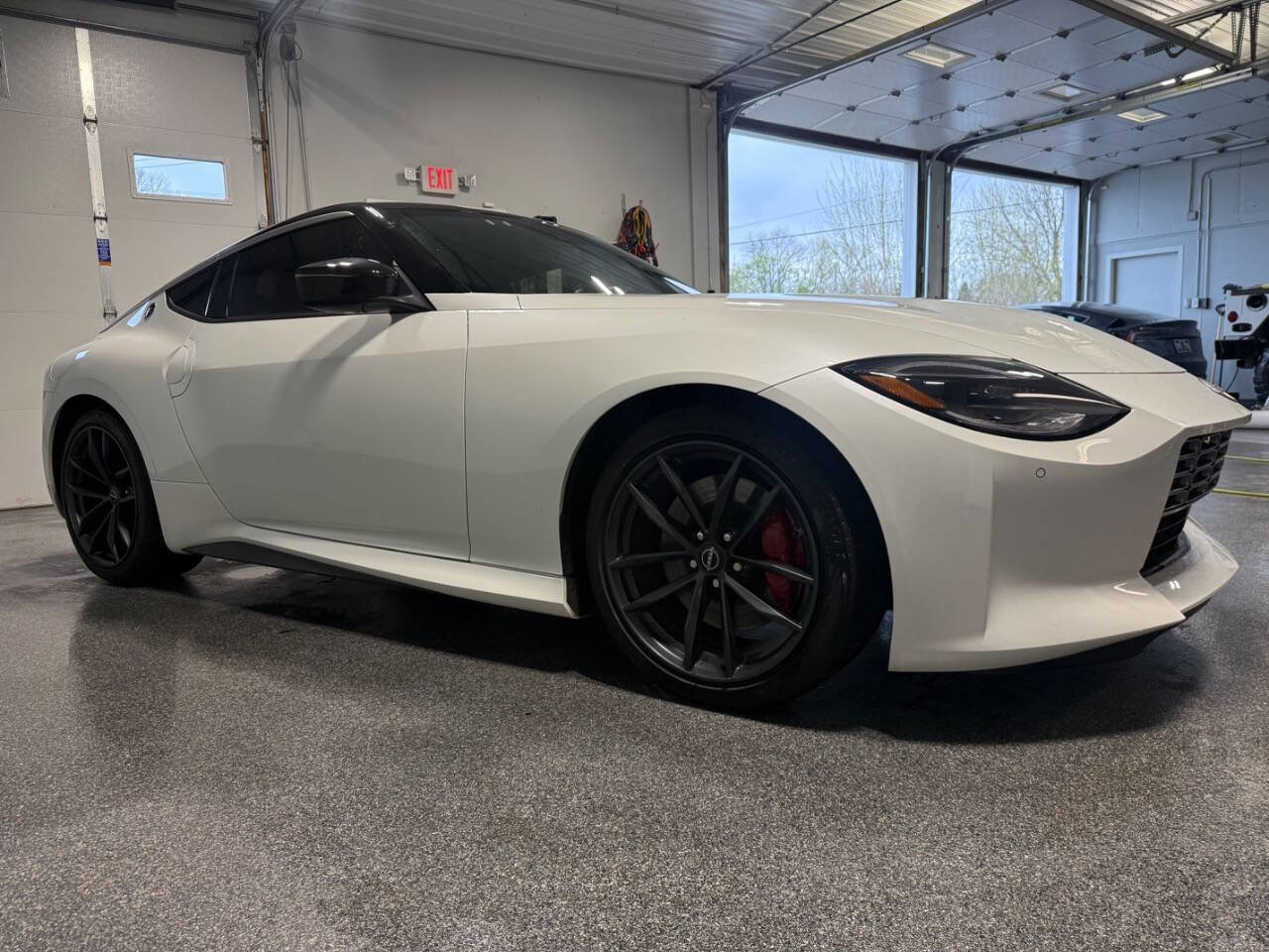 Used 2023 Nissan Z w/ Floor Mat Package (L93) RWD image 4