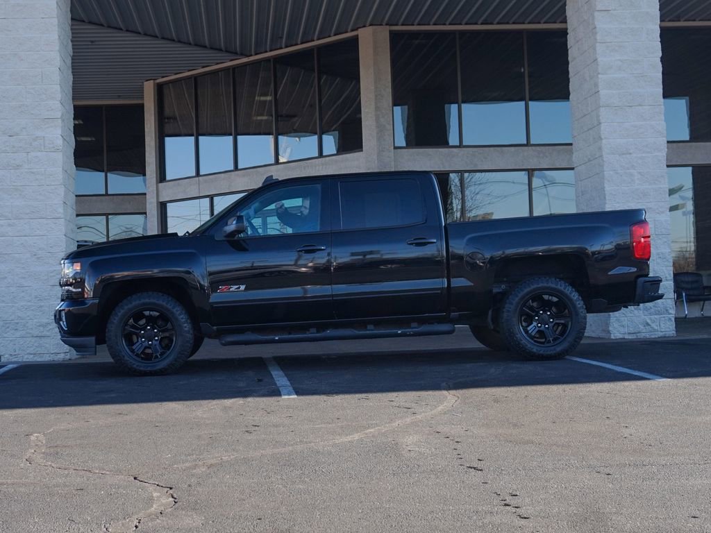 Used 2017 Chevrolet Silverado 1500 LTZ Z71 w/ LTZ Plus Package image 8
