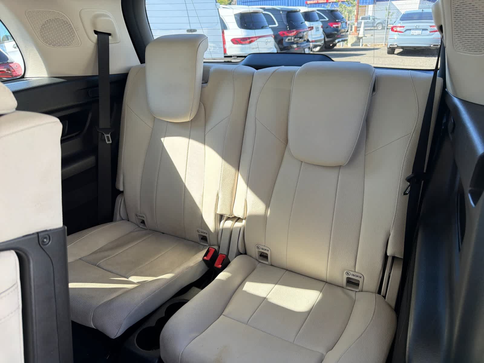 Certified 2022 Mercedes-Benz GLB 250 4MATIC image 11