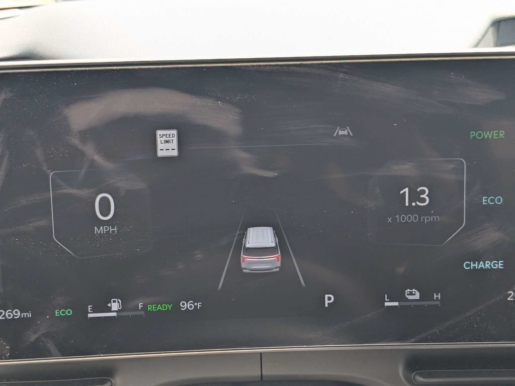 Used 2025 Kia Carnival SX FWD image 31