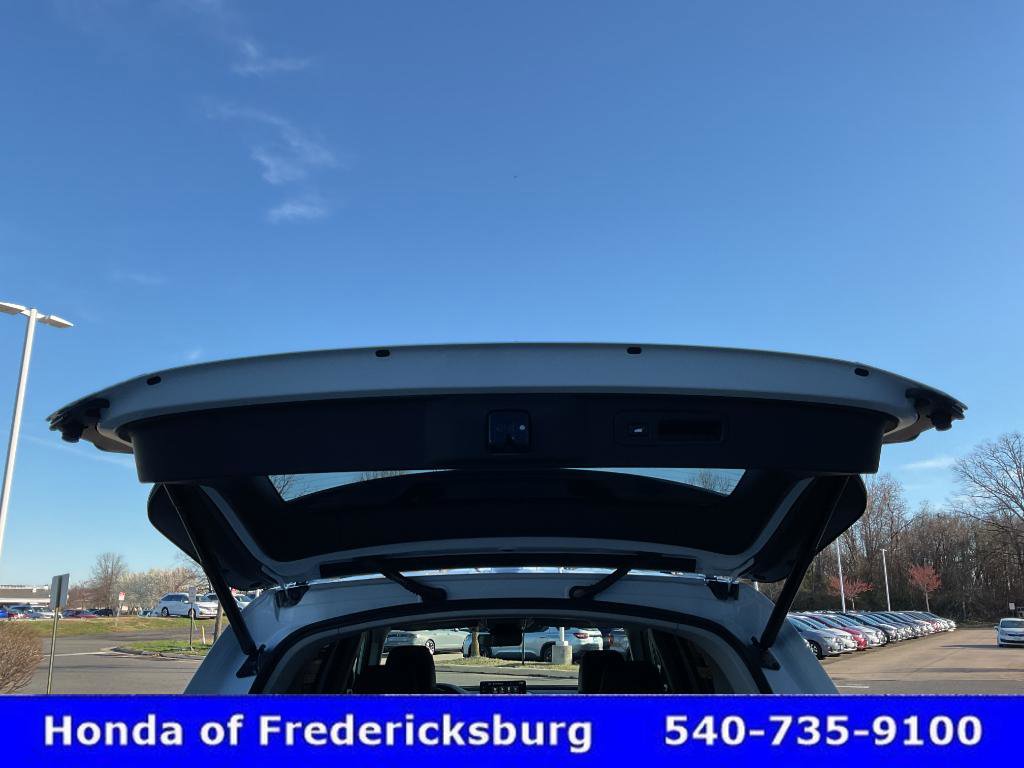 Certified 2025 Honda Pilot Elite image 9