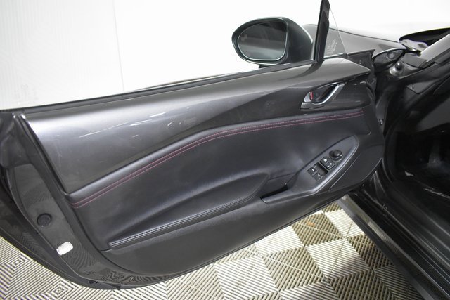 Used 2019 MAZDA MX-5 Miata RF Grand Touring image 7