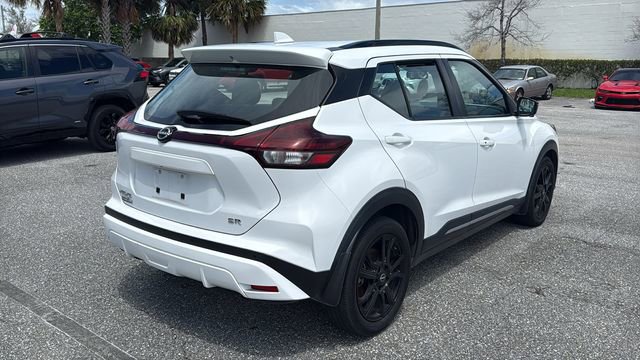 Used 2023 Nissan Kicks SR FWD image 7
