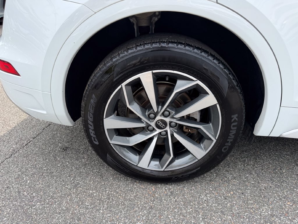 Used 2023 Audi Q5 2.0T Premium AWD/4WD image 10