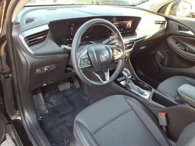 Used 2024 Buick Encore GX Preferred AWD/4WD image 3