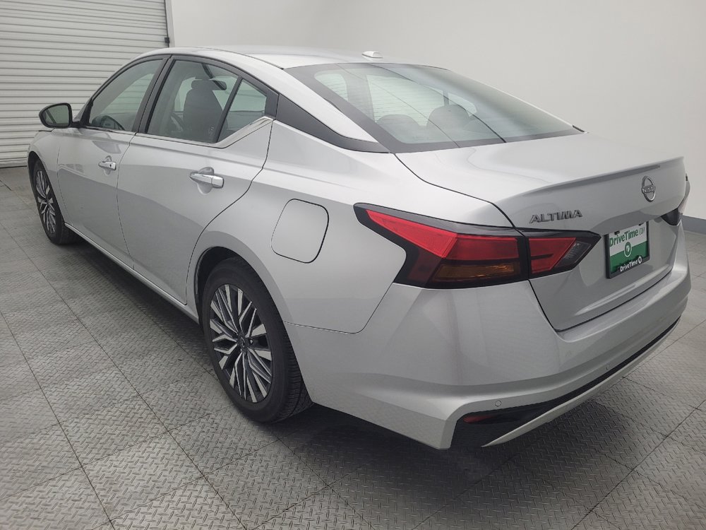 Used 2023 Nissan Altima 2.5 SV image 5
