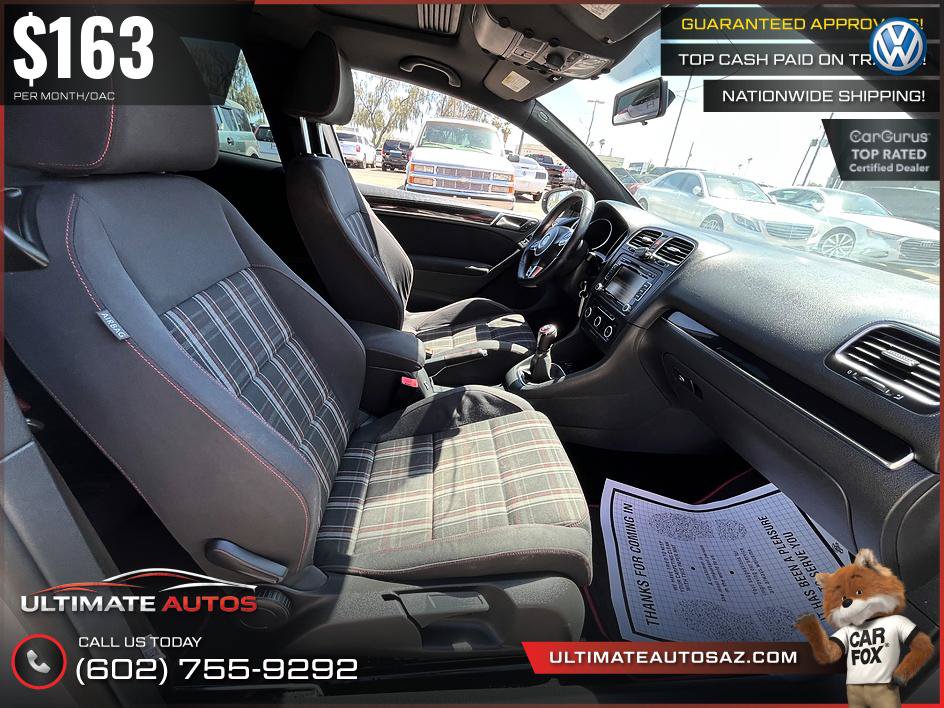 Used 2011 Volkswagen Golf 2-Door FWD image 11