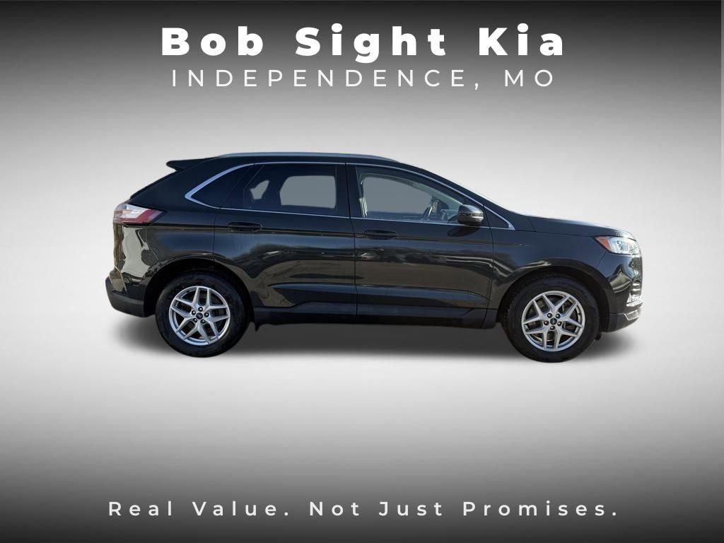 Used 2022 Ford Edge SEL w/ Convenience Package image 16