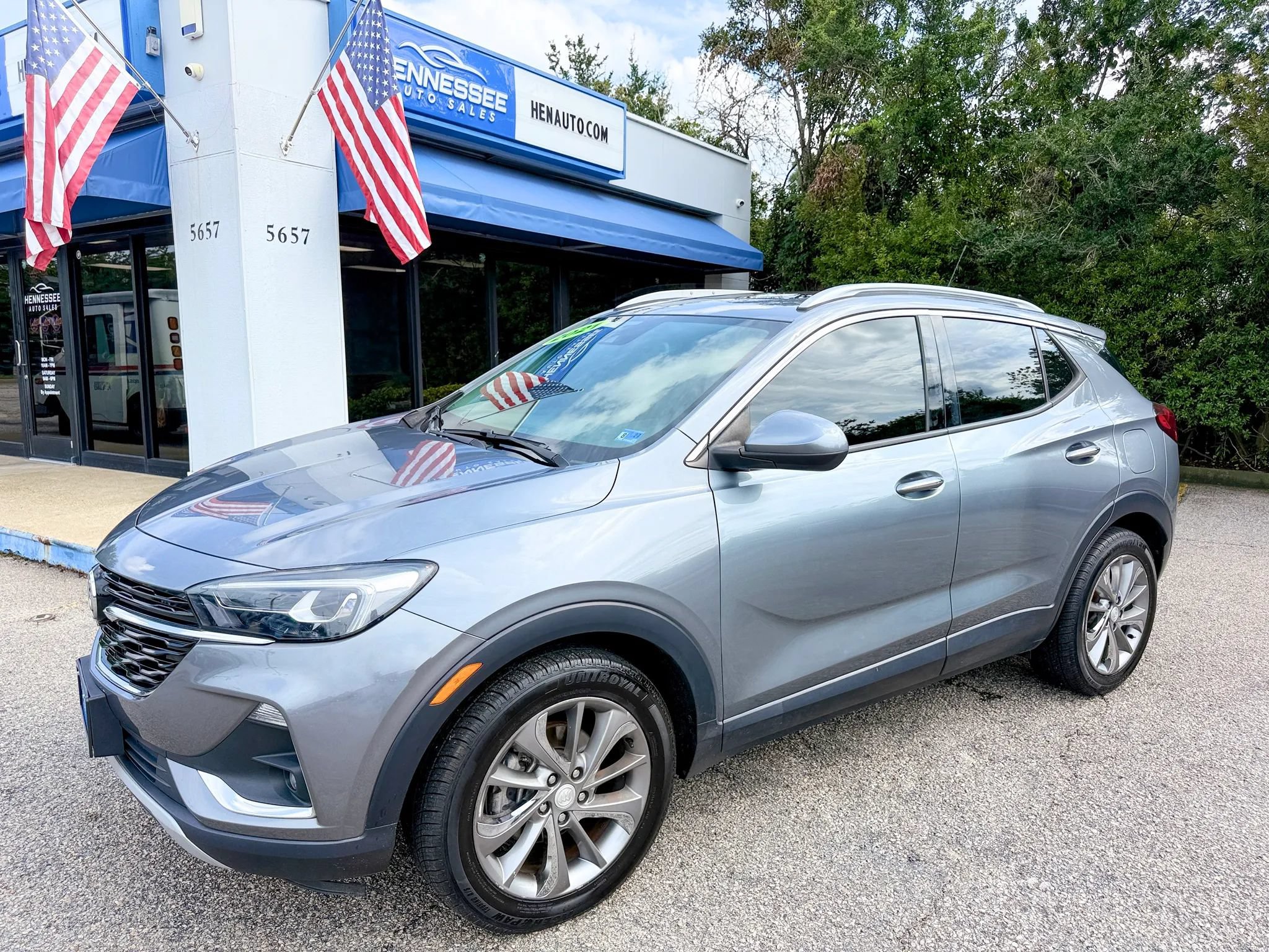 Used 2021 Buick Encore GX Essence w/ Experience Buick Package FWD image 31