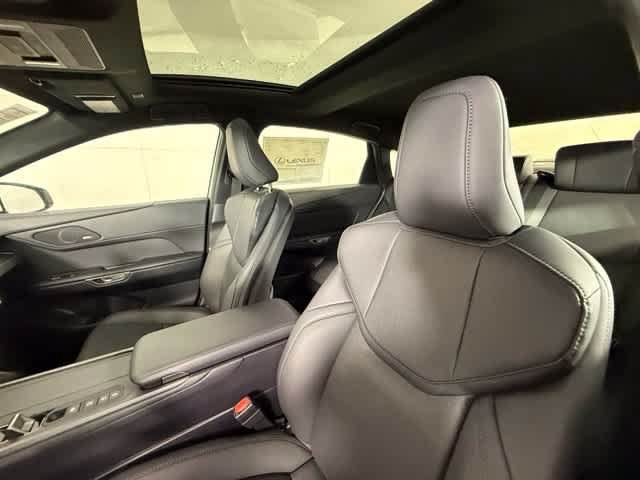 New 2026 Lexus ES 350h FWD image 16