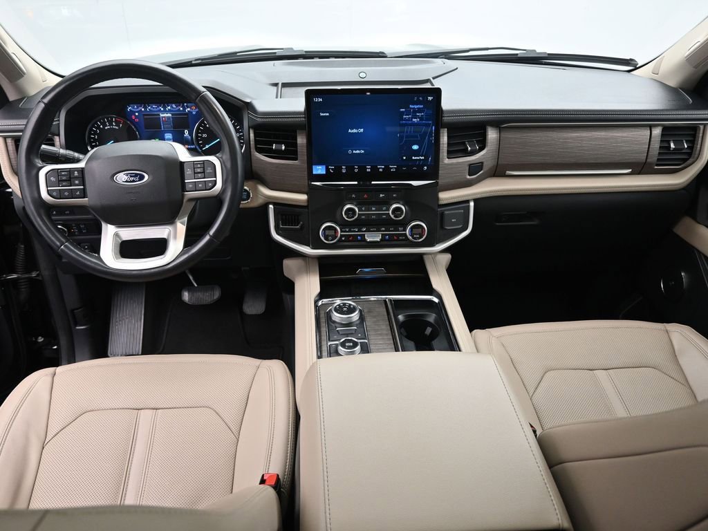 Used 2024 Ford Expedition Limited image 25