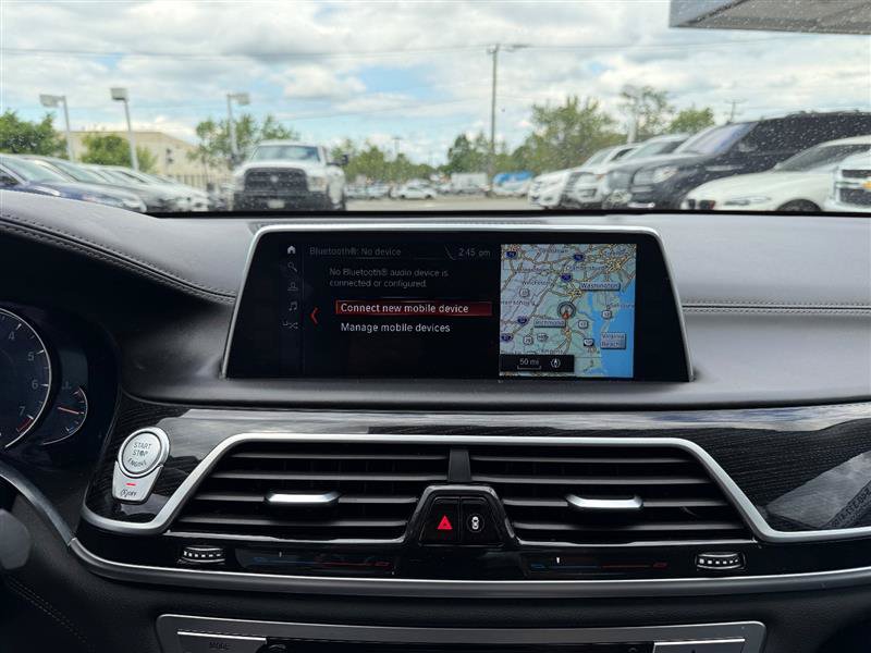 Used 2018 BMW 750Li xDrive AWD/4WD image 38