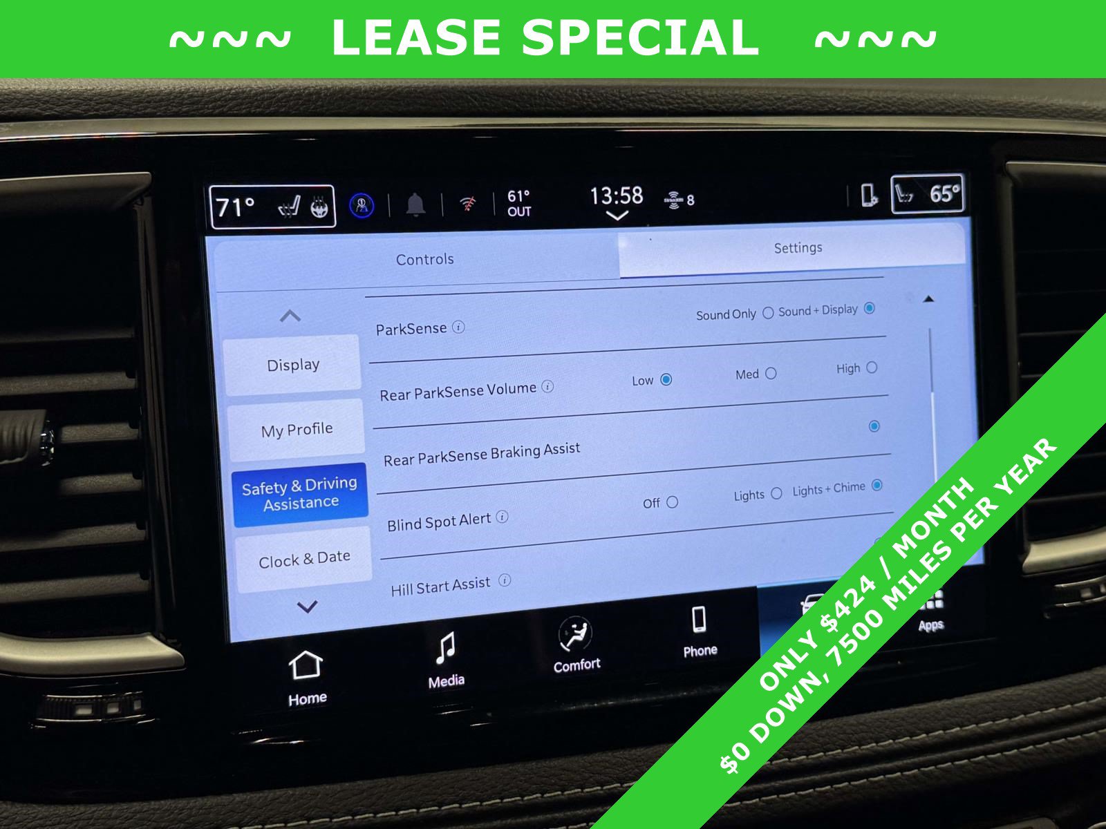 Used 2026 Chrysler Pacifica Select FWD image 24