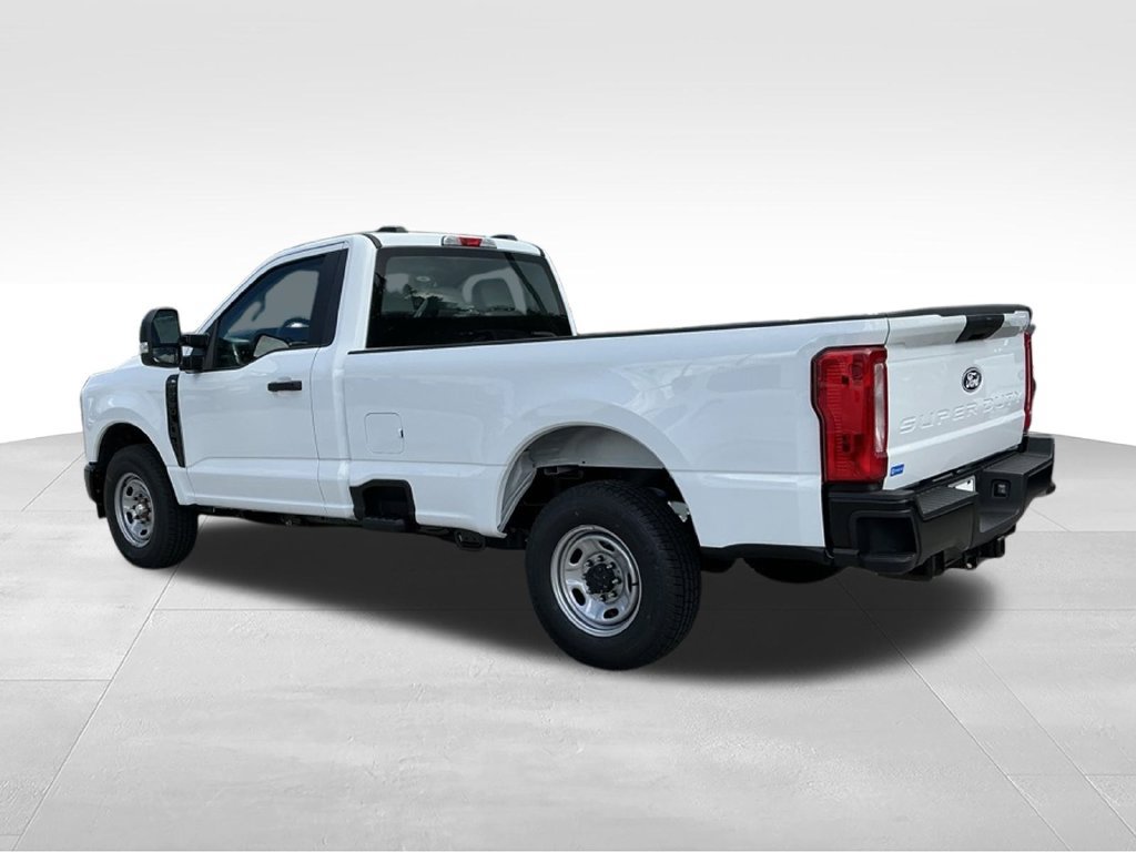 New 2027 Ford F250 XL RWD image 5